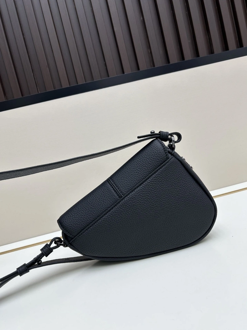 Refined Dxxr Saddle Bags 61721