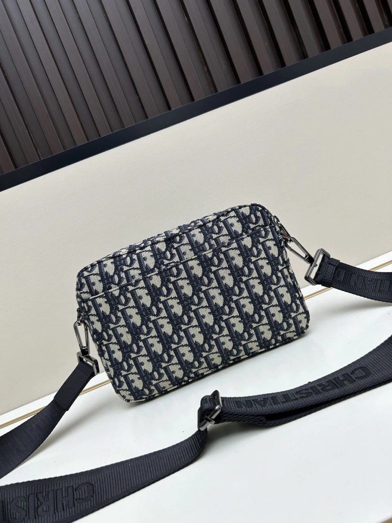 Durable Dxxr Satchel bags 61625