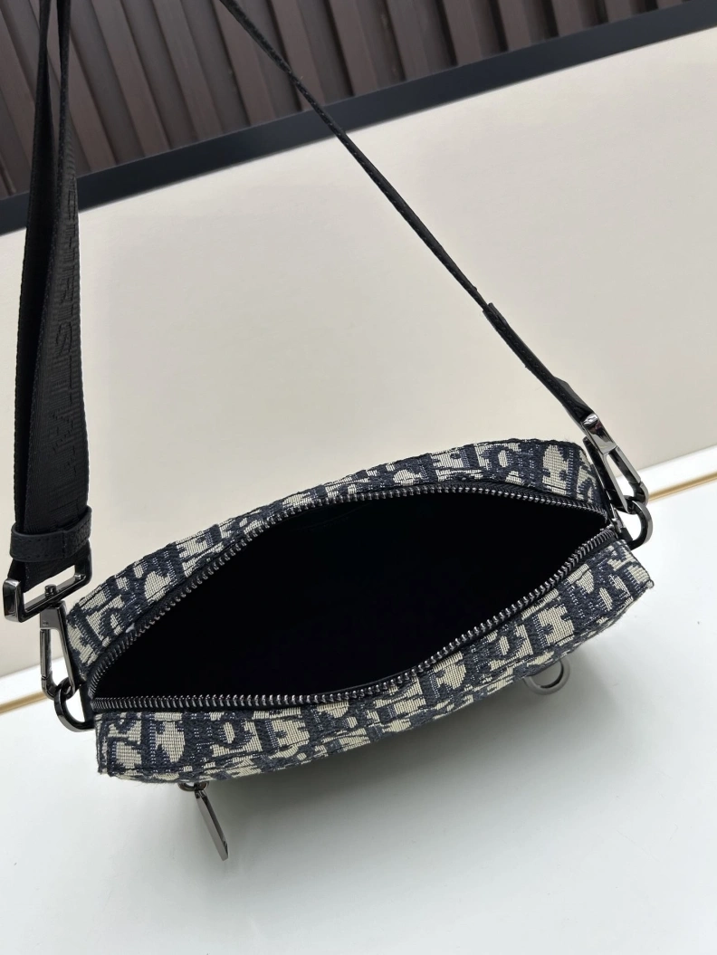 Durable Dxxr Satchel bags 61625