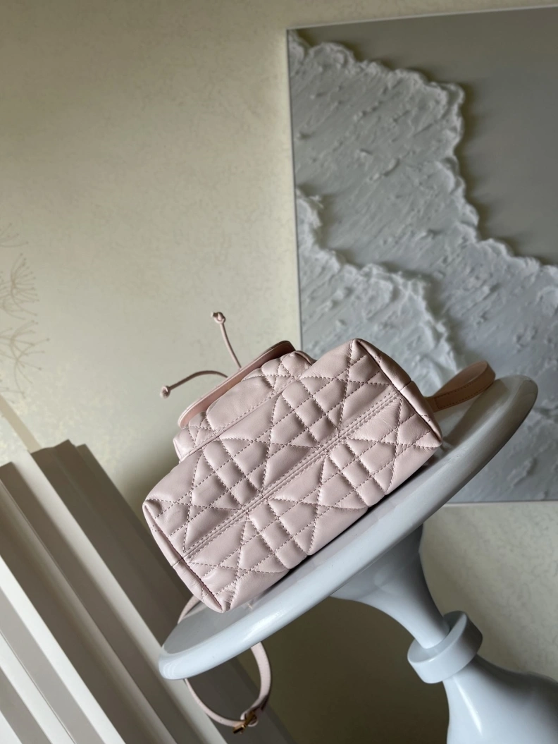 Comfortable Dxxr Bucket Bags 61791