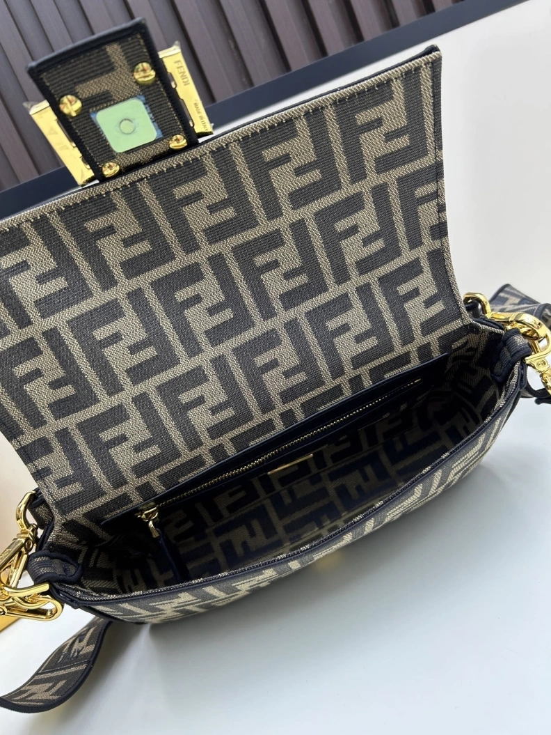 Fxndx Baguette Bags Stylish 70001