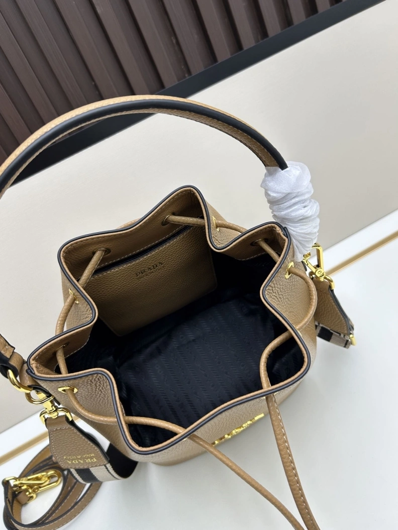 Breathable Prxdx Bucket Bags 59032