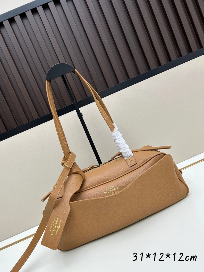 Flexible Bxlxnciaga Top Handle Bags 78600