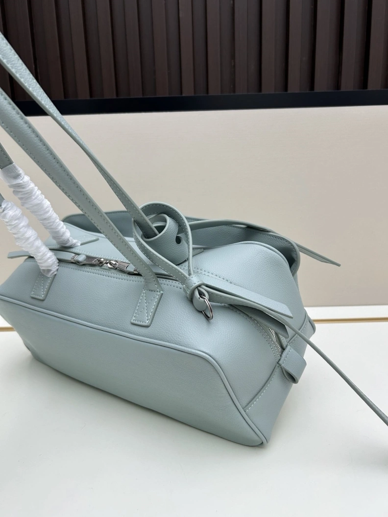 Flexible Bxlxnciaga Top Handle Bags 78614