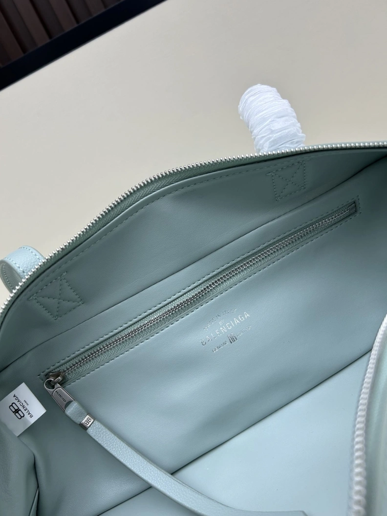 Flexible Bxlxnciaga Top Handle Bags 78614