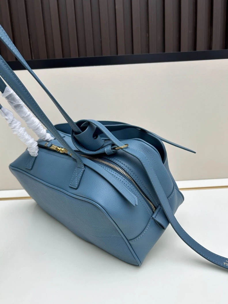 Trendy Bxlxnciaga Top Handle Bags 78613