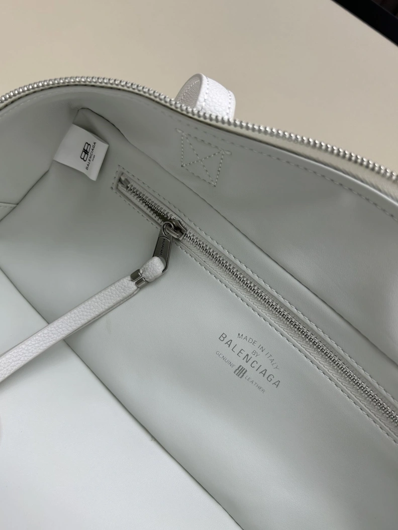 Resilient Bxlxnciaga Top Handle Bags 78556