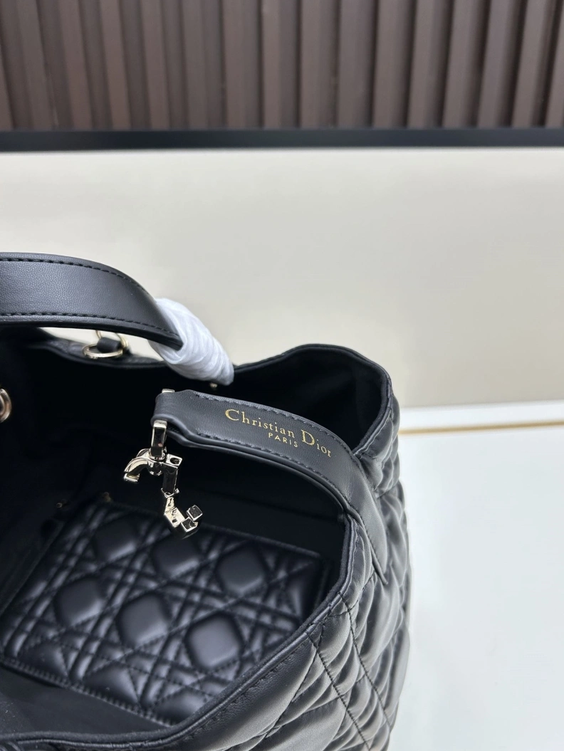 Stylish Dxxr Travel Bags 61419
