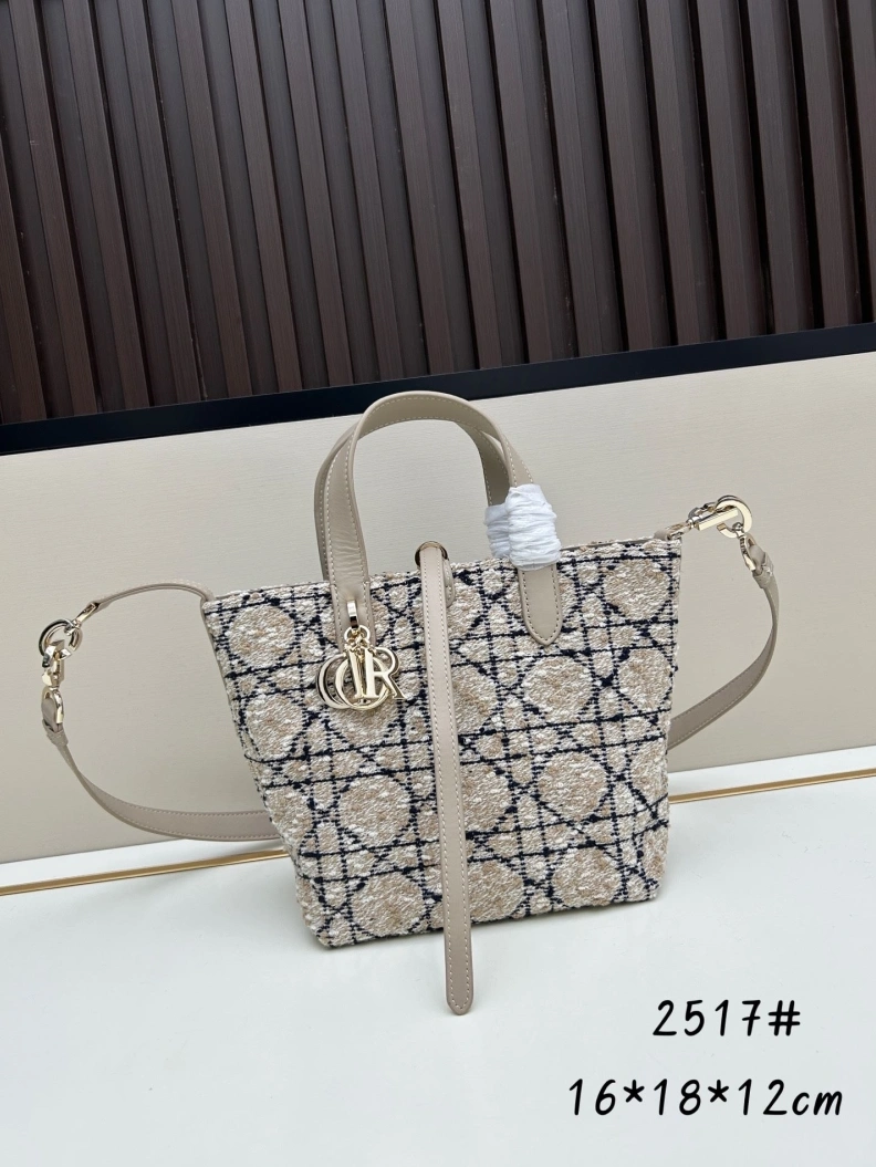 Trendsetting Dxxr Shopping Bags 61543