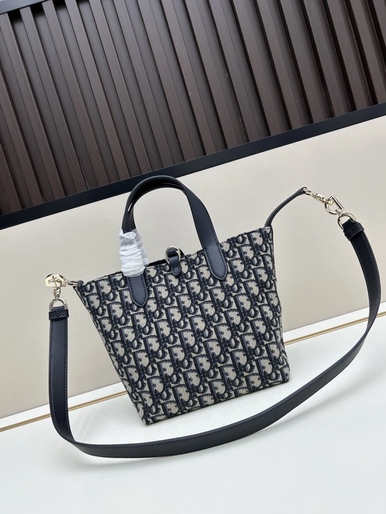 Reliable Dxxr Shopping Bags 61538