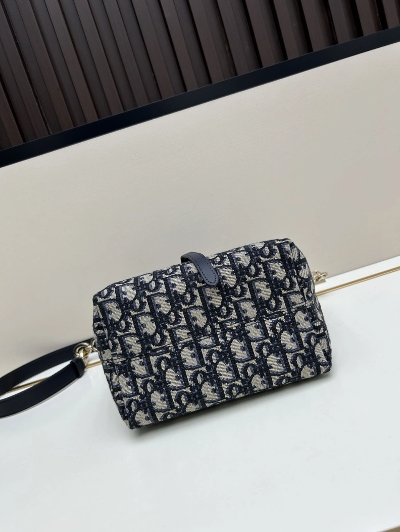Reliable Dxxr Shopping Bags 61538