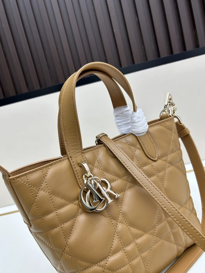 Bright Dxxr Shopping Bags 61542