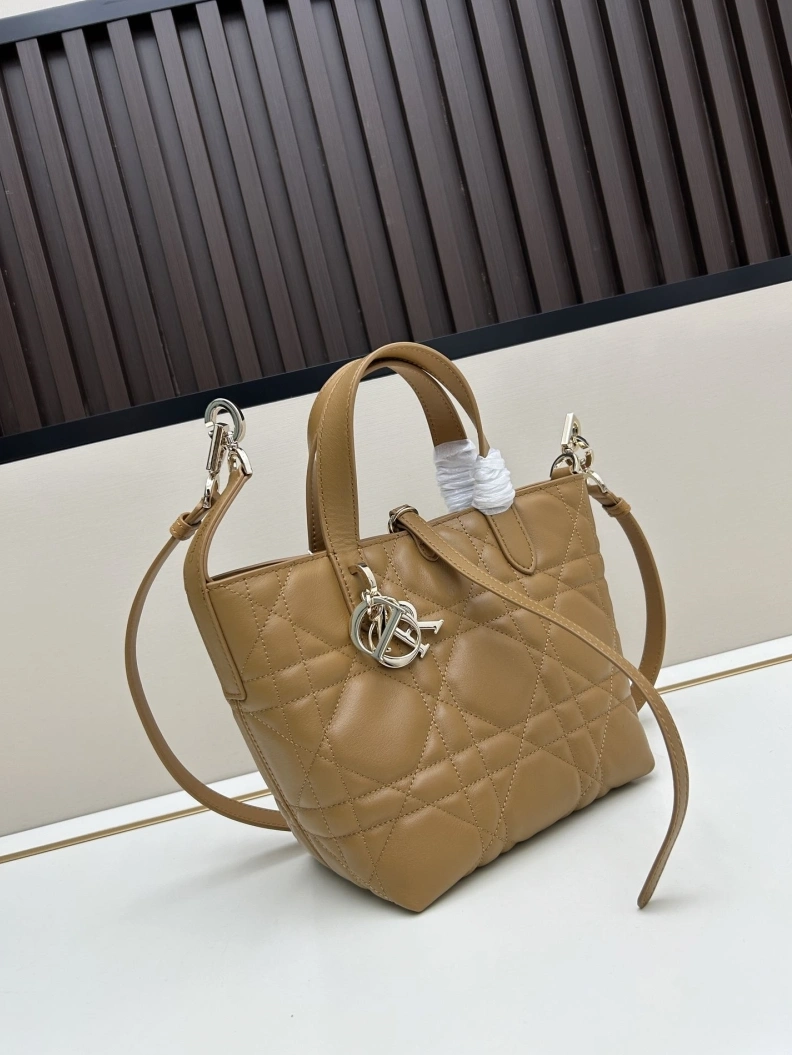 Bright Dxxr Shopping Bags 61542