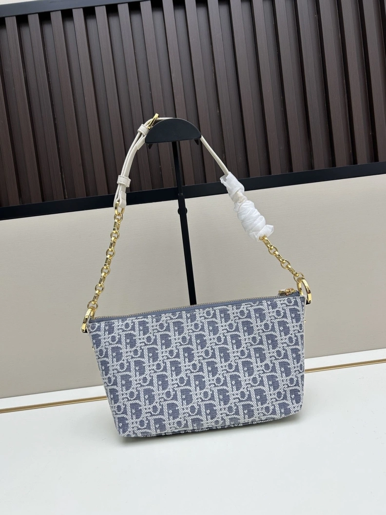 Comfortable Dxxr Top Handle Bags 61507