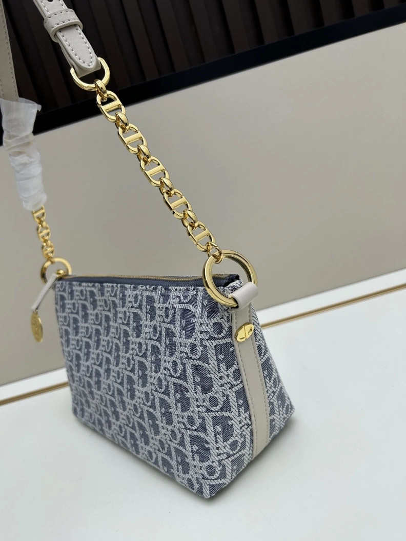 Comfortable Dxxr Top Handle Bags 61507