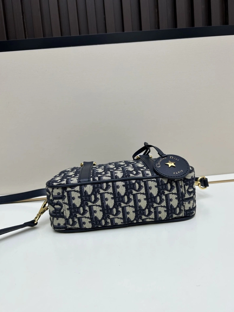 Lightweight Dxxr Top Handle Bags 61472