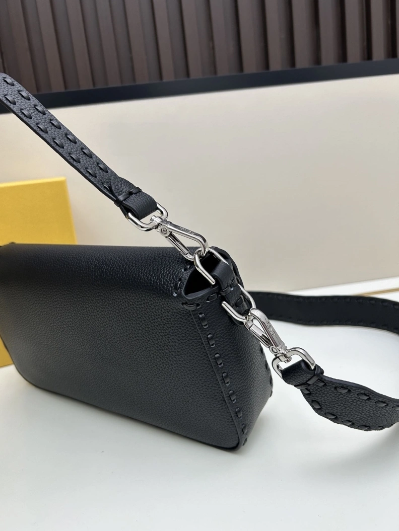 Sleek Fxndx Baguette Bags 69967