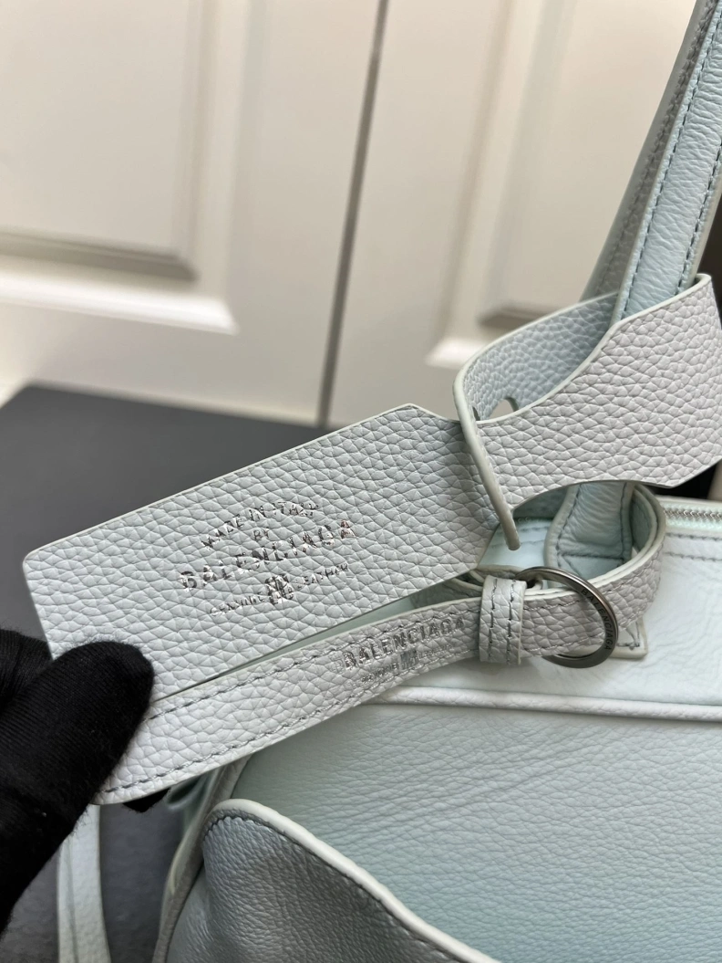 Bxlxnciaga Top Handle Bags Timeless 78580