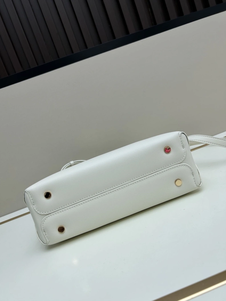 StreetReady Dxxr Top Handle Bags 61448