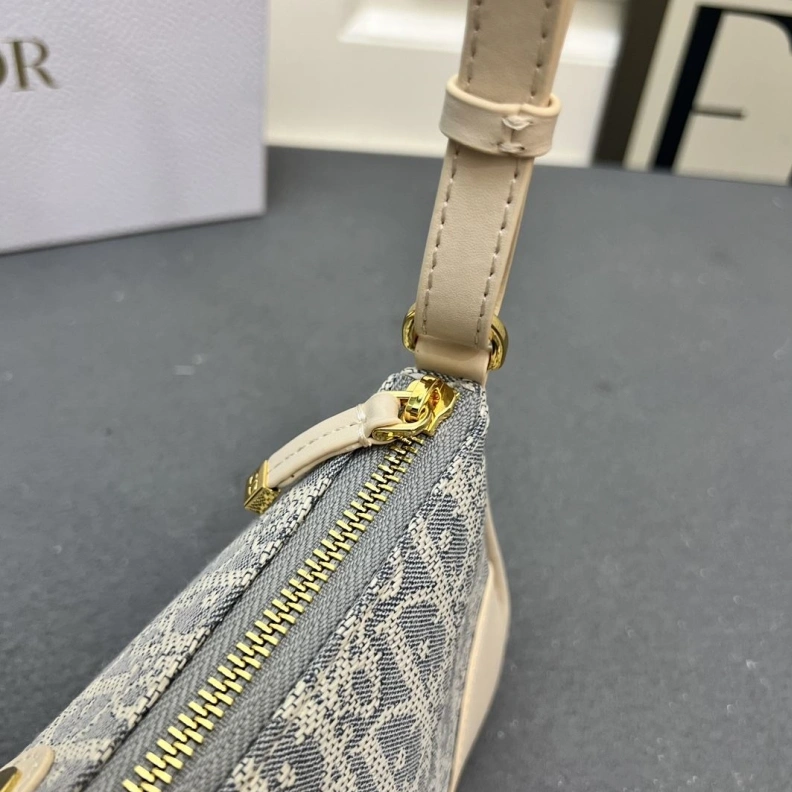 Reliable Dxxr Satchel bags 61624