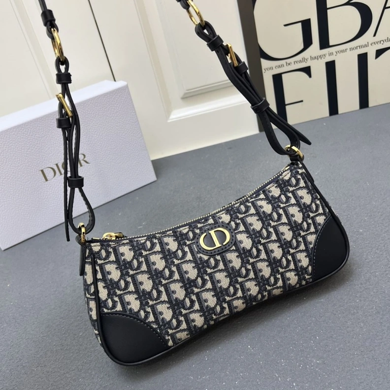 Dxxr Satchel bags Classic 61622