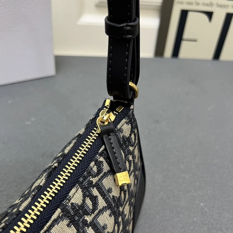 Dxxr Satchel bags Classic 61622