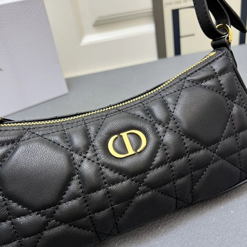 Vibrant Dxxr Satchel bags 61630