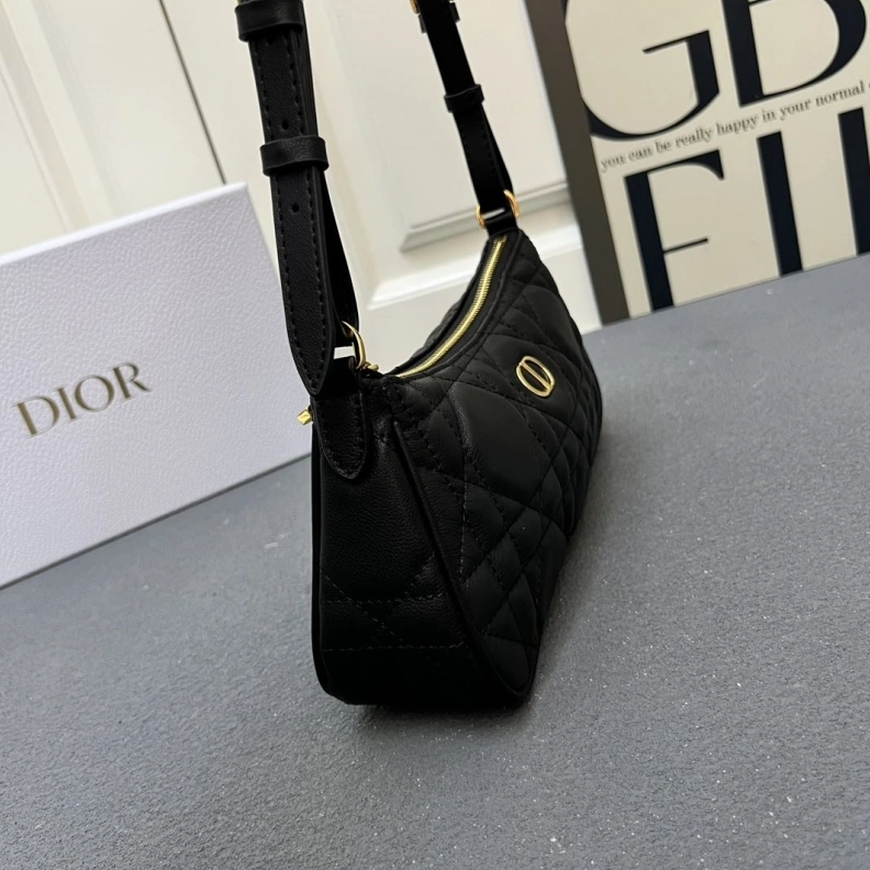 Vibrant Dxxr Satchel bags 61630