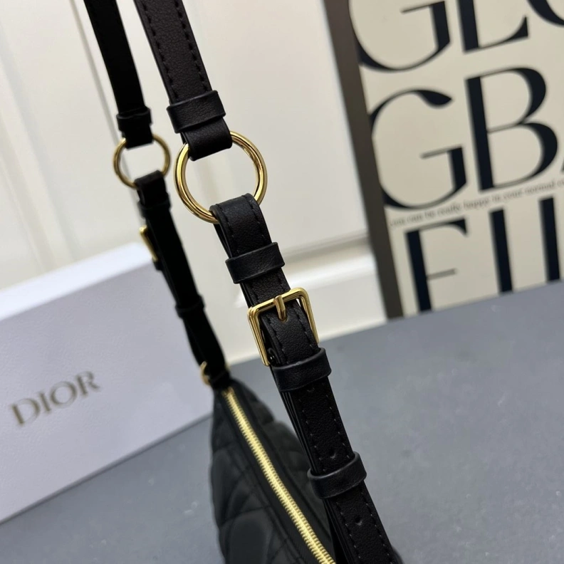 Vibrant Dxxr Satchel bags 61630