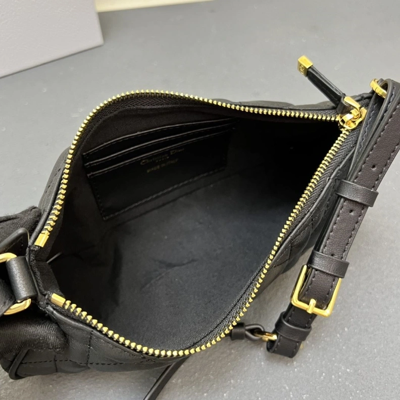 Vibrant Dxxr Satchel bags 61630