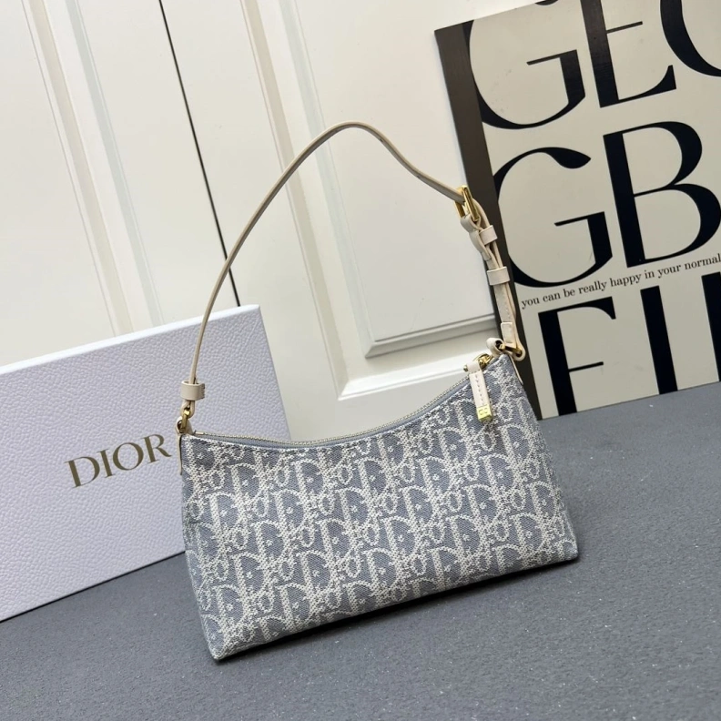 Modern Dxxr Top Handle Bags 61447