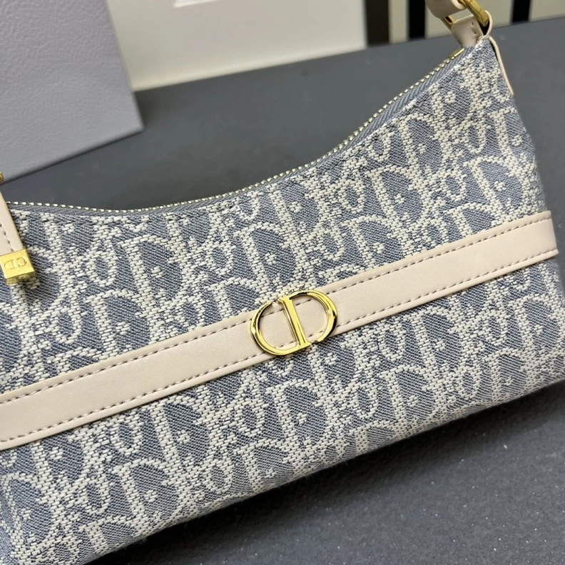 Modern Dxxr Top Handle Bags 61447