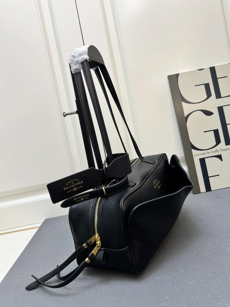 Modern Bxlxnciaga Top Handle Bags 78557