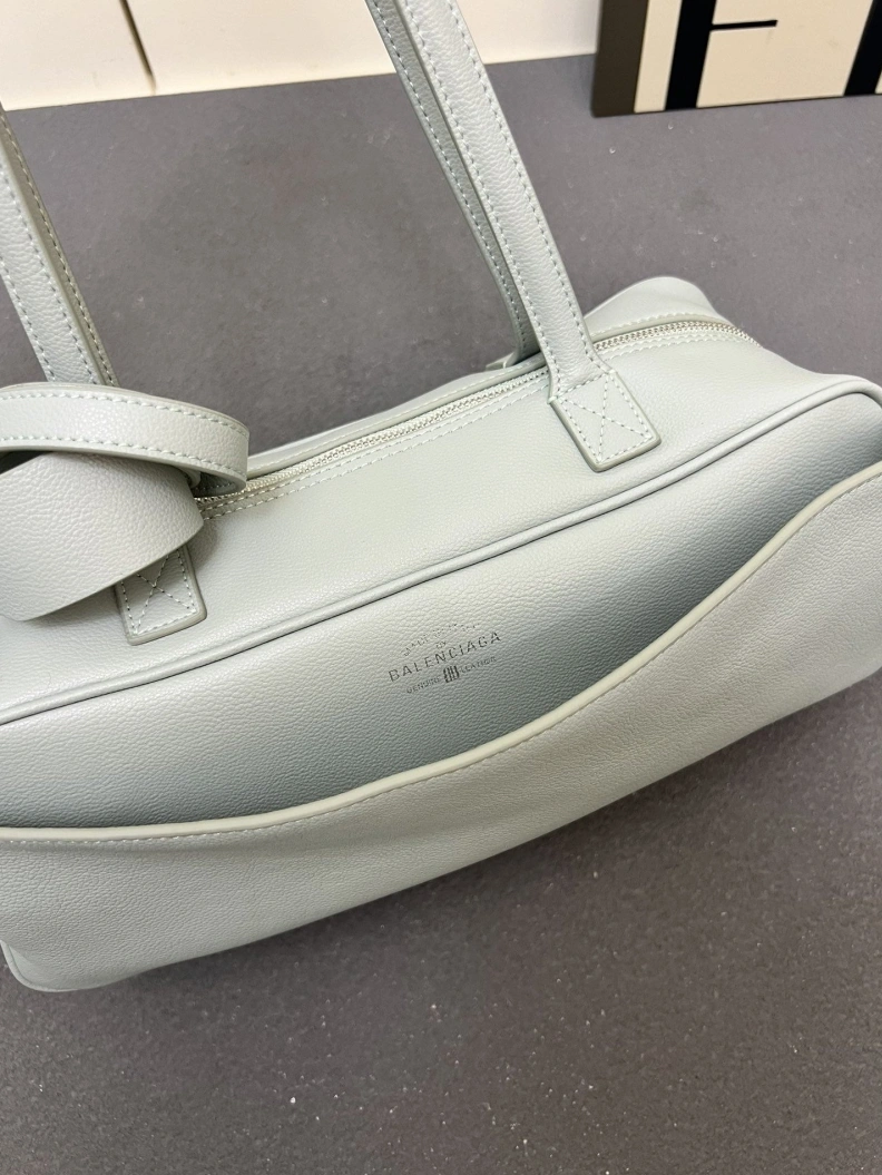 NewStyle Bxlxnciaga Top Handle Bags 78564
