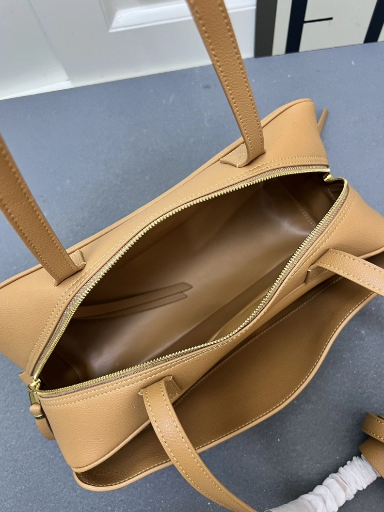 ModernLook Bxlxnciaga Top Handle Bags 78591