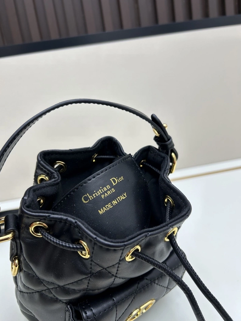 Reliable Dxxr Bucket Bags 61781
