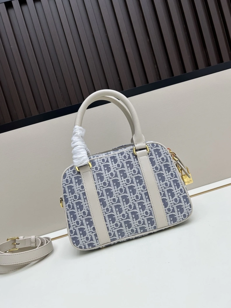 Unique Dxxr Top Handle Bags 61450