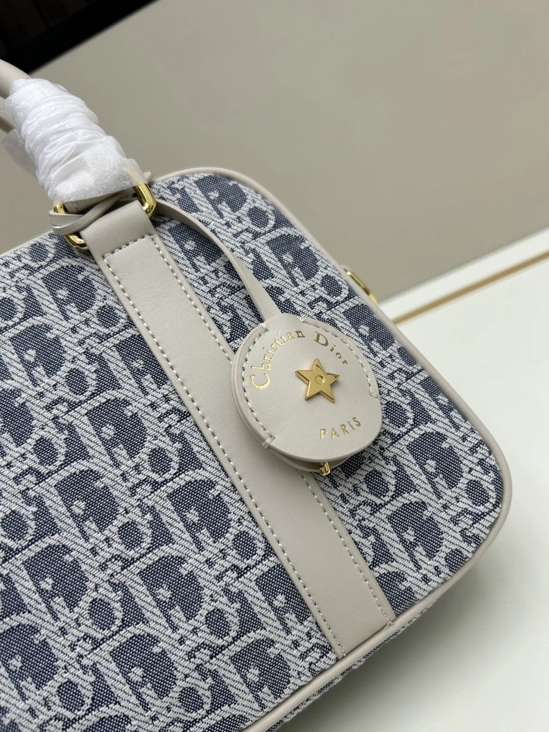 Unique Dxxr Top Handle Bags 61450