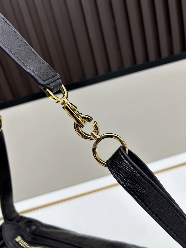 Reliable Dxxr Top Handle Bags 61440