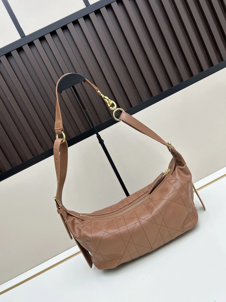 Flexible Dxxr Top Handle Bags 61431