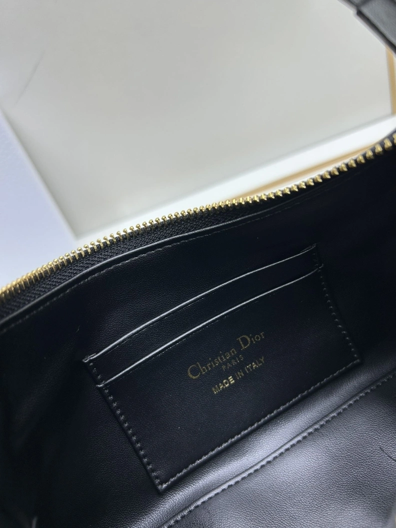 Dxxr Top Handle Bags Timeless 61453
