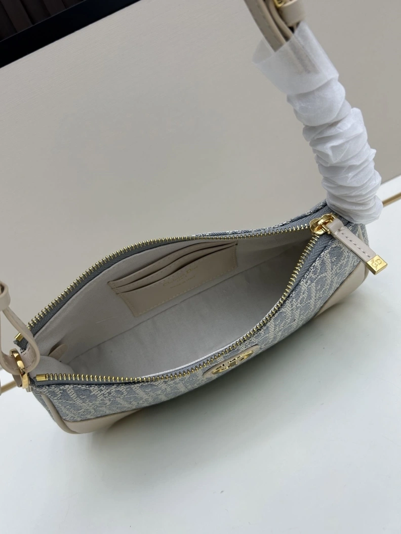Dxxr Satchel bags Sophisticated 61631