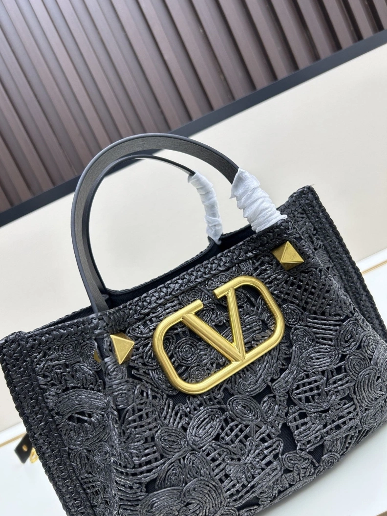 GoAnywhere Vxlxntino Shopping Bags 76649