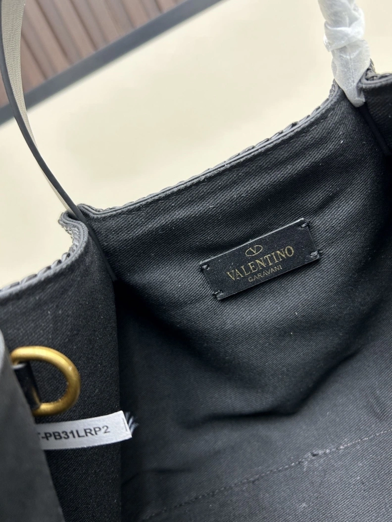 GoAnywhere Vxlxntino Shopping Bags 76649