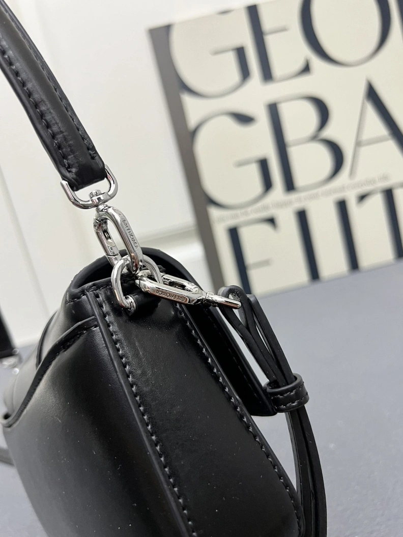 Bxlxnciaga Top Handle Bags Affordable 78577