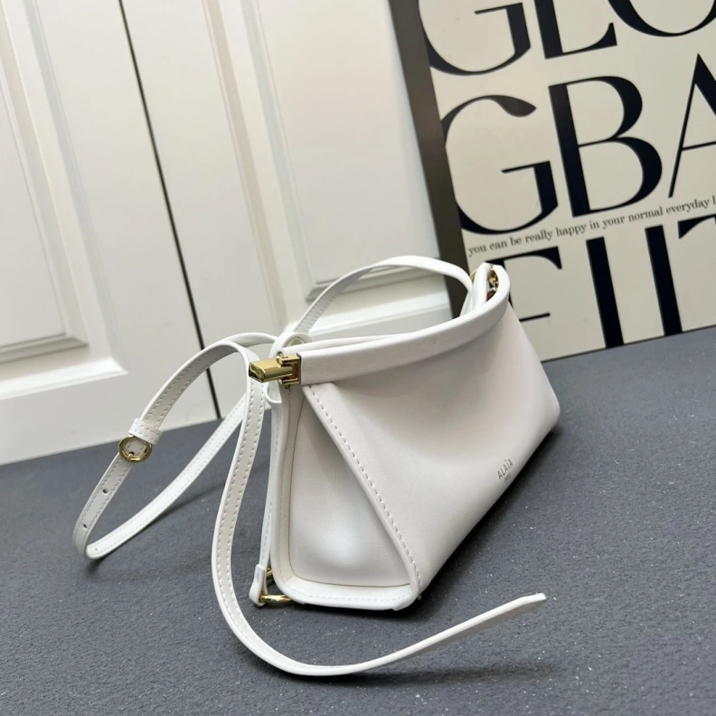NewStyle Lxxwe Satchel Bags 77600