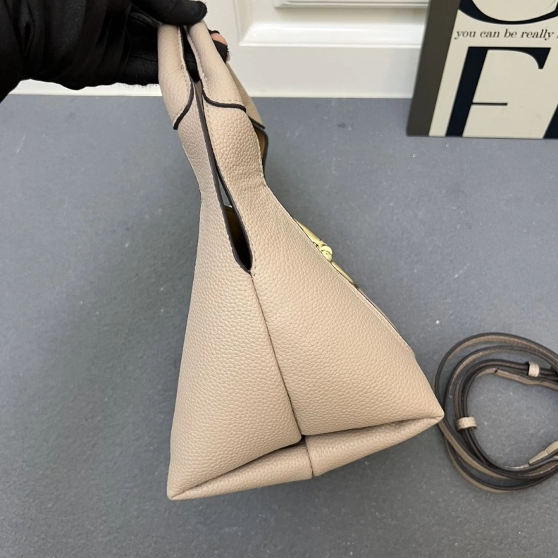 Gxccx Top Handle Bags WellDesigned 50407