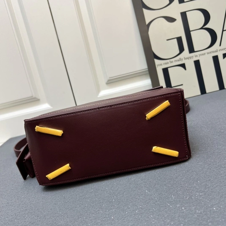 Timeless Lxxwe Handle Bags 77707