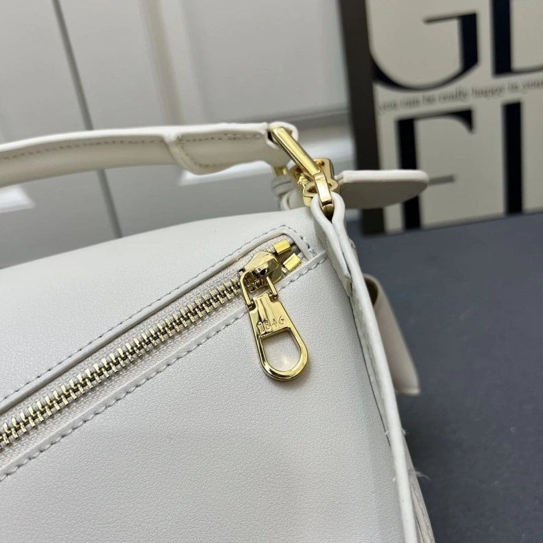 Soft Lxxwe Handle Bags 77712