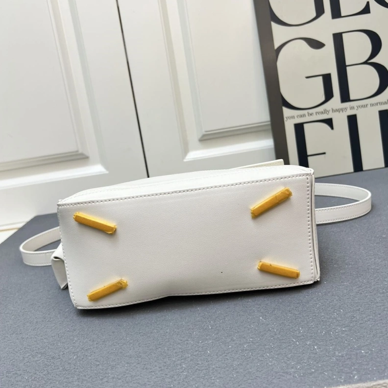 Soft Lxxwe Handle Bags 77712
